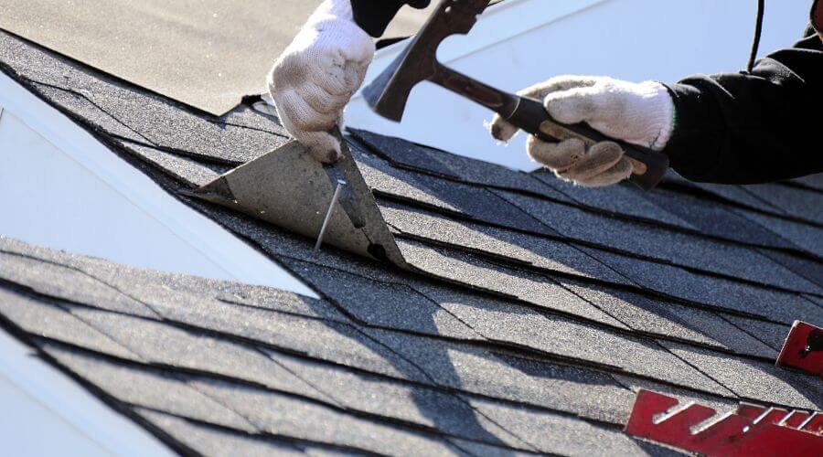 Expert top industrial roofings services in Henry, IL